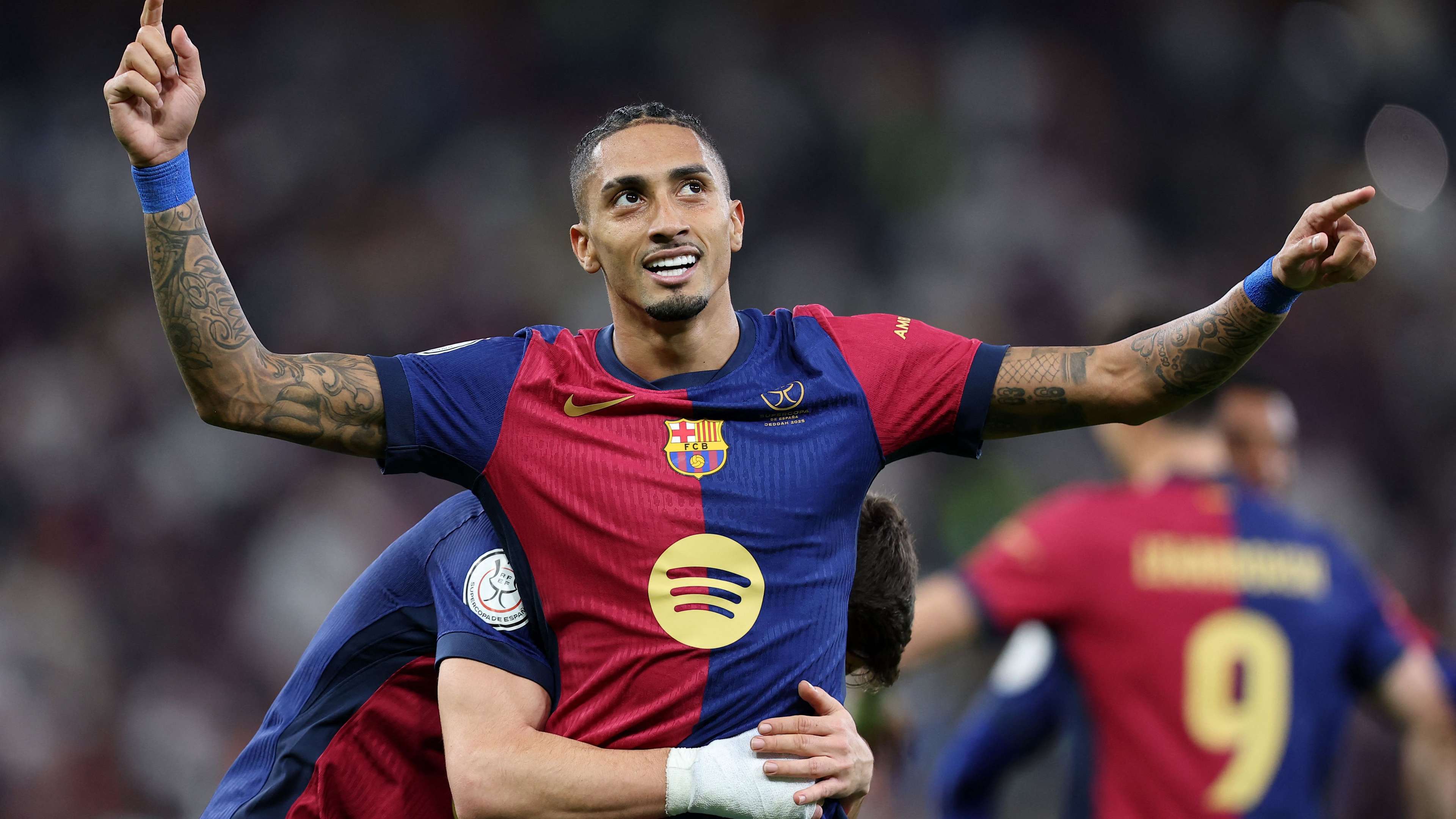 他的形象不 他的形象不